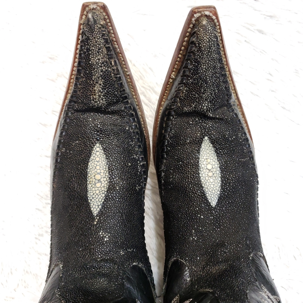 ❌TEMP NFS❌ GETTING RESTORED❌ DYE REFRESH ❌Pointed Black Stingray Western Boots - Picture 2 of 16